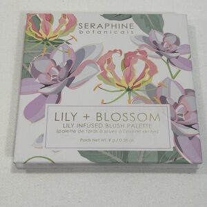 Lily  + Bloom Blush Palette with Pink and Purple Hues Lily infused